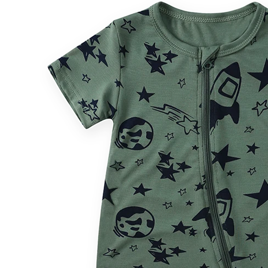 Night Stars Short-Sleeve Shortie Romper — Night Stars — Cuff and foot detail — image 5