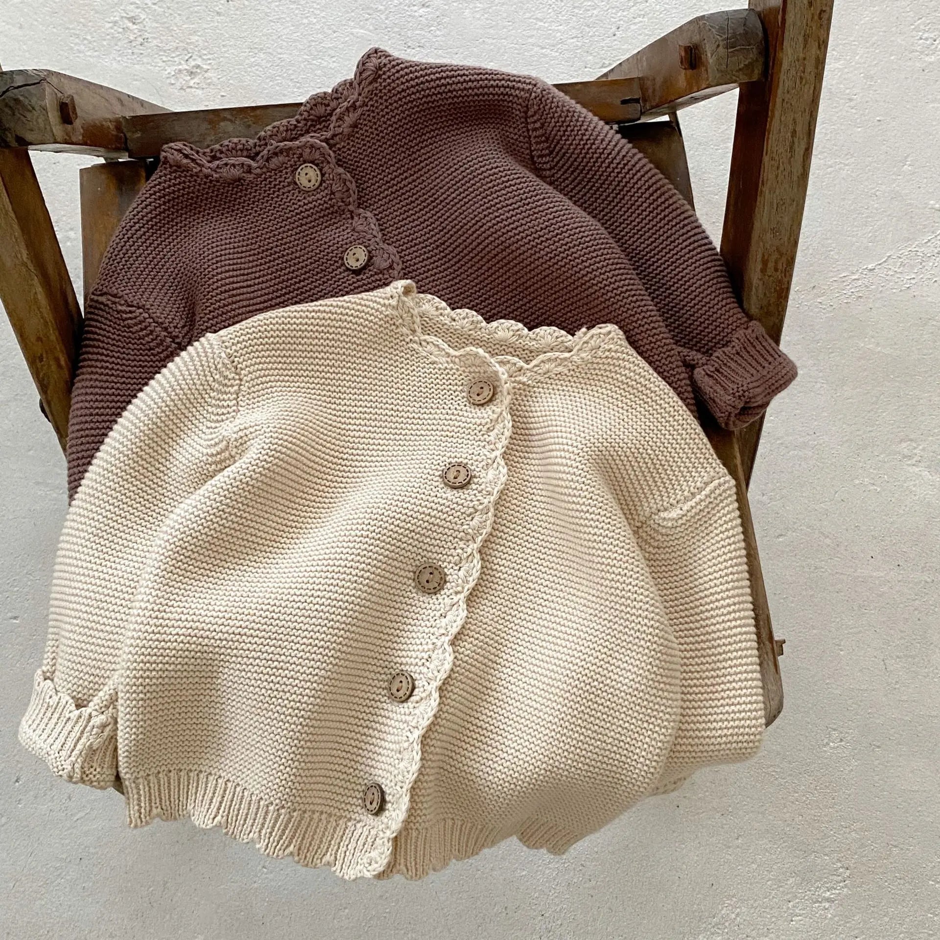 Autumn Long Sleeve Knitted Cardigan Sweater for Babies and Toddlers in Khaki and Apricot Colors