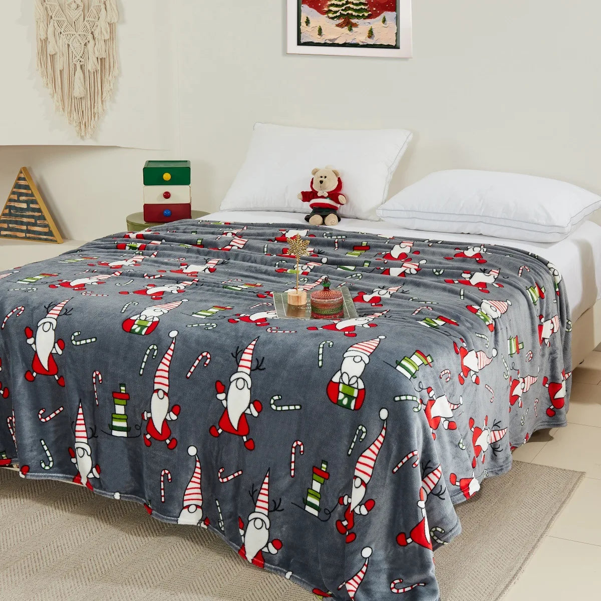 Gnome Christmas Throw Blanket