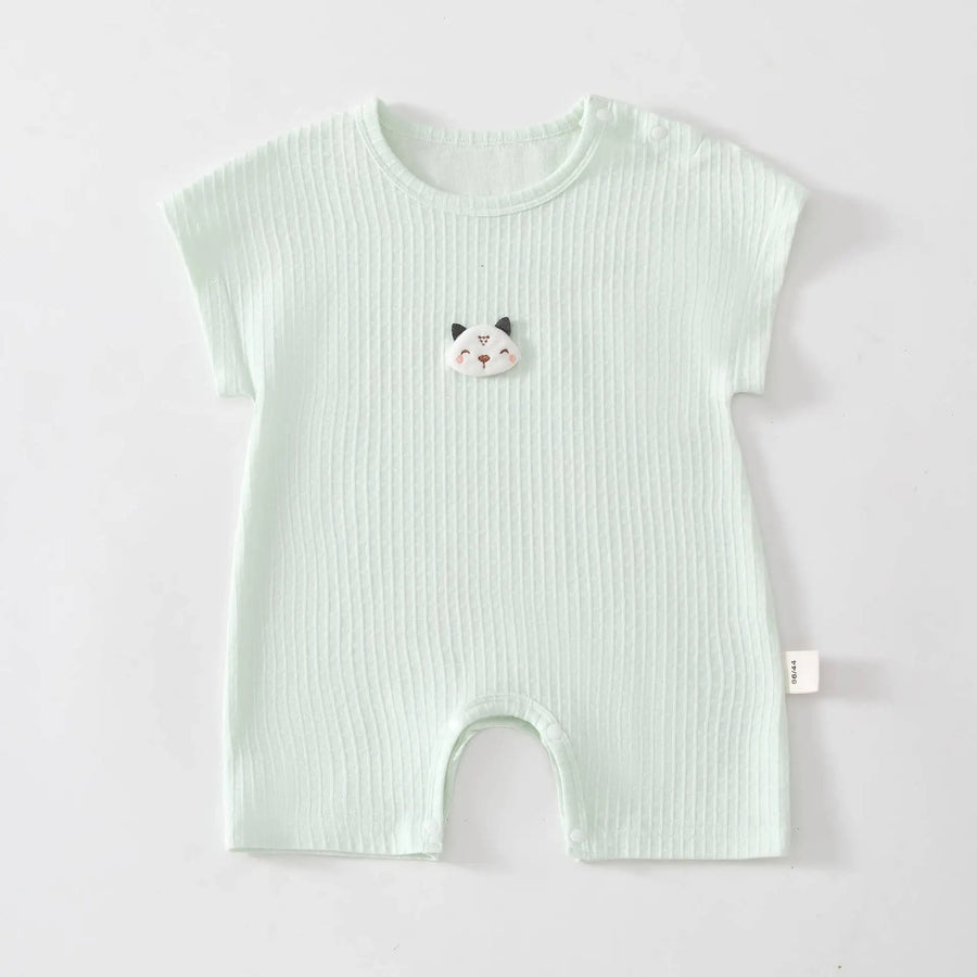 Breathable cotton summer romper for babies with short sleeves and single-breasted closure