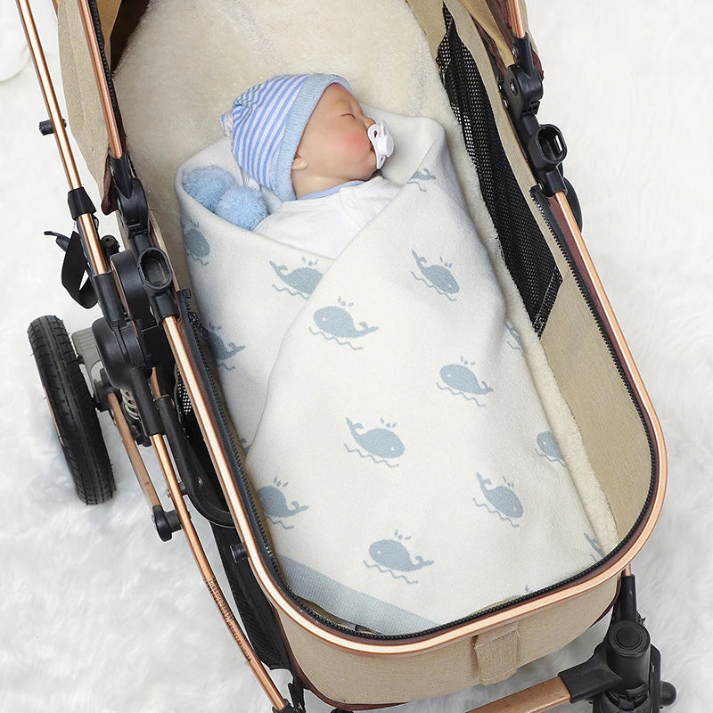 Little Whale Knit Blanket, product view 4