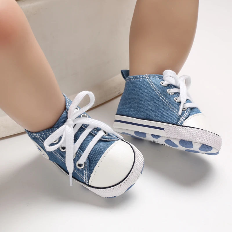 Light Blue Classic Canvas baby sneakers being worn