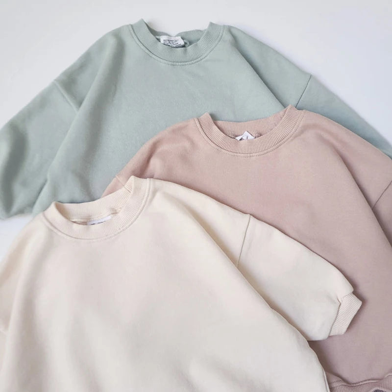 Close-up of Oversized Basic Sweatshirt Bodysuit fabric texture