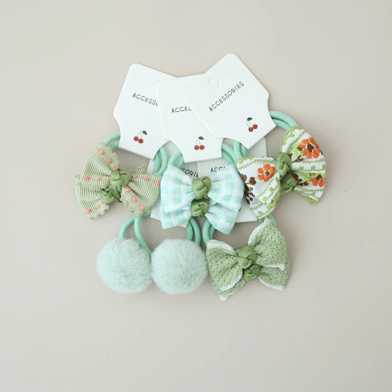 Petite Camille Plaid Hair Accessory Set