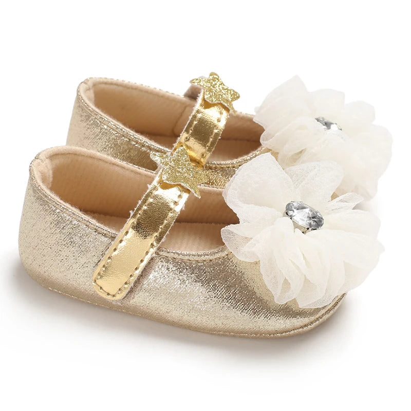 Bow Detail Baby First Walkers walking pose
