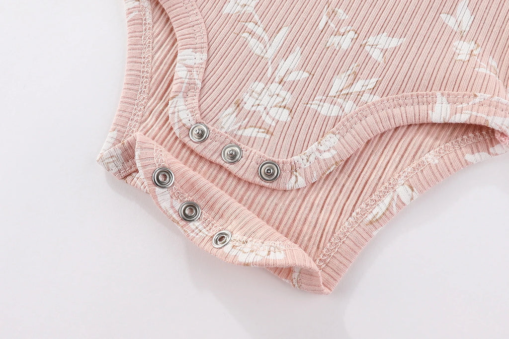 Sweet Cartoon Print Baby Bodysuit folded