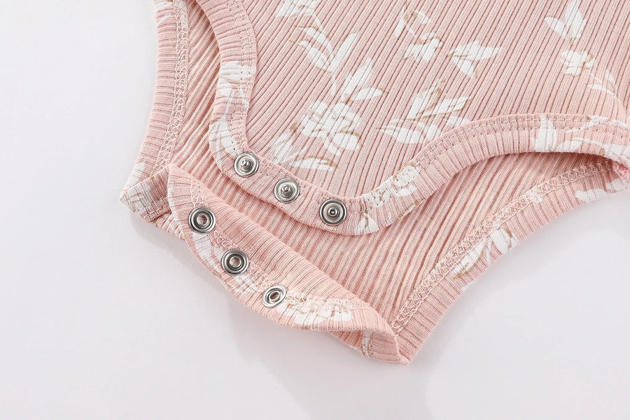 Sweet Cartoon Print Baby Bodysuit folded