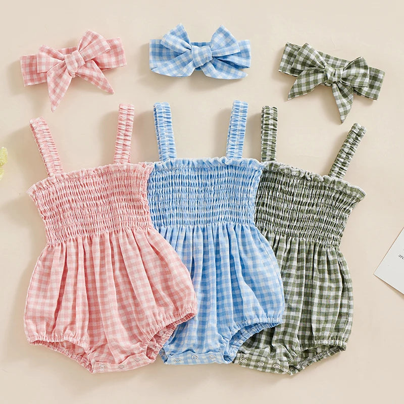 Sleeveless ruched romper fabric texture