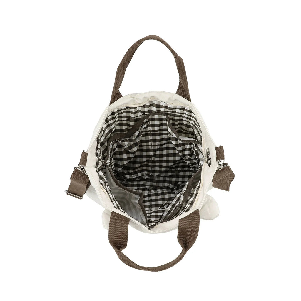 Comfortable straps on Large Capacity Diaper Bag